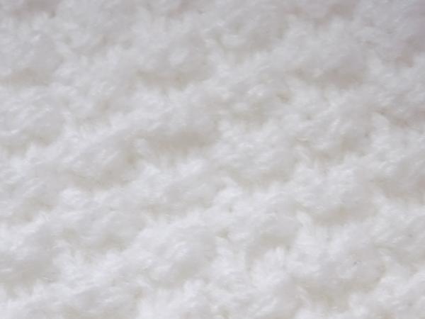 Hand knitted clutch / Evening bag in white